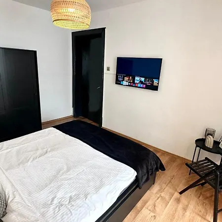 Apartment Retro On Puccini Street, Floreasca