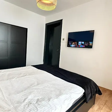 Apartment Retro On Puccini Street, Floreasca Bucharest